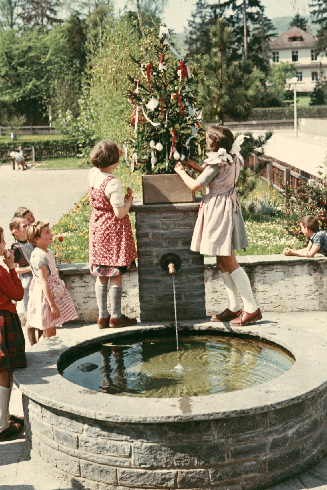 Maibaum, Liestal, Mühlematt © Theodor Strübin/Museum.BL, Liestal