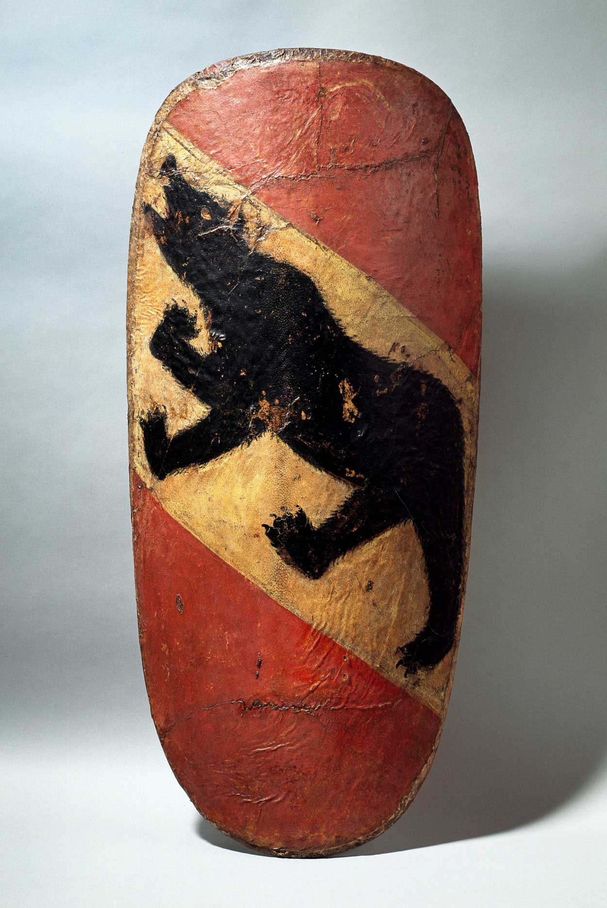 Siege shield from the 14th century, oldest preserved colour depiction of the current Bernese arms © Bernisches Historisches Museum