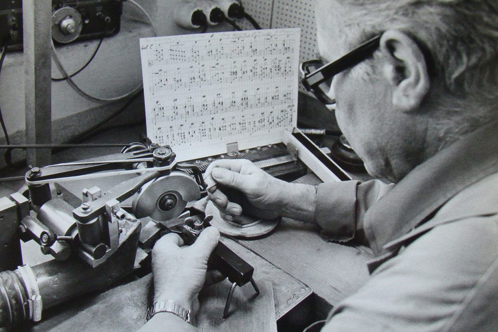Reuge SA, a manufacturer of mechanical music automata, Sainte-Croix (VD) © Jean-Paul Maeder, 1984
