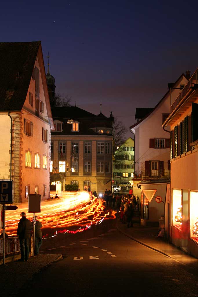Cortège avec spectateurs © Roger Pfister, Weinfelden 2006