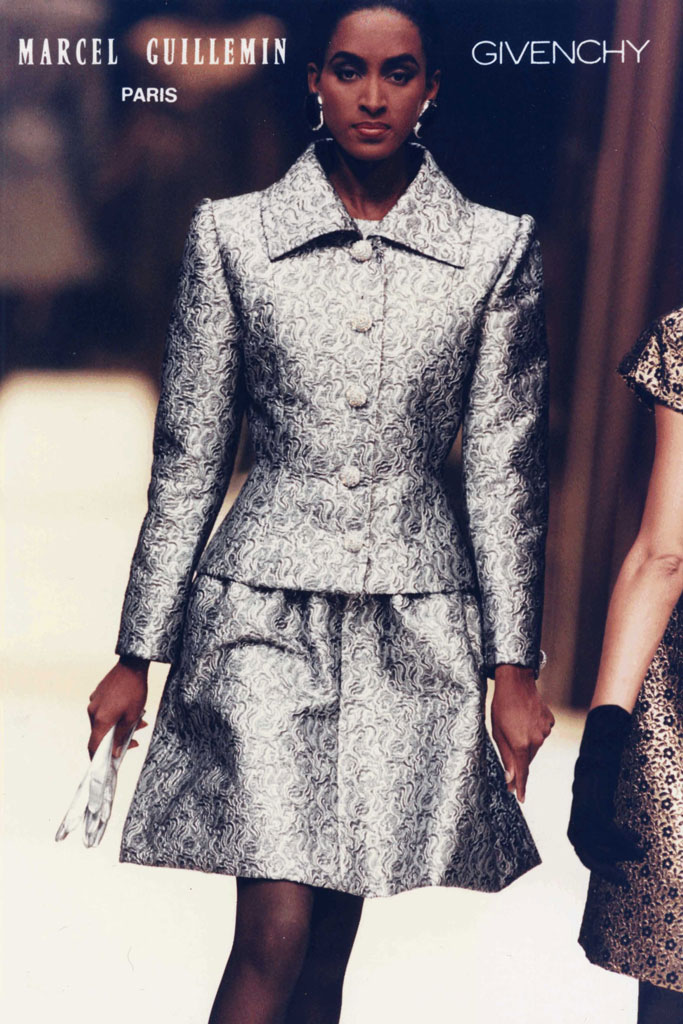Haute couture « Marcel Guillemin Paris » pour Givenchy, soie zurichoise, Paris vers 1992 © Gessner AG
