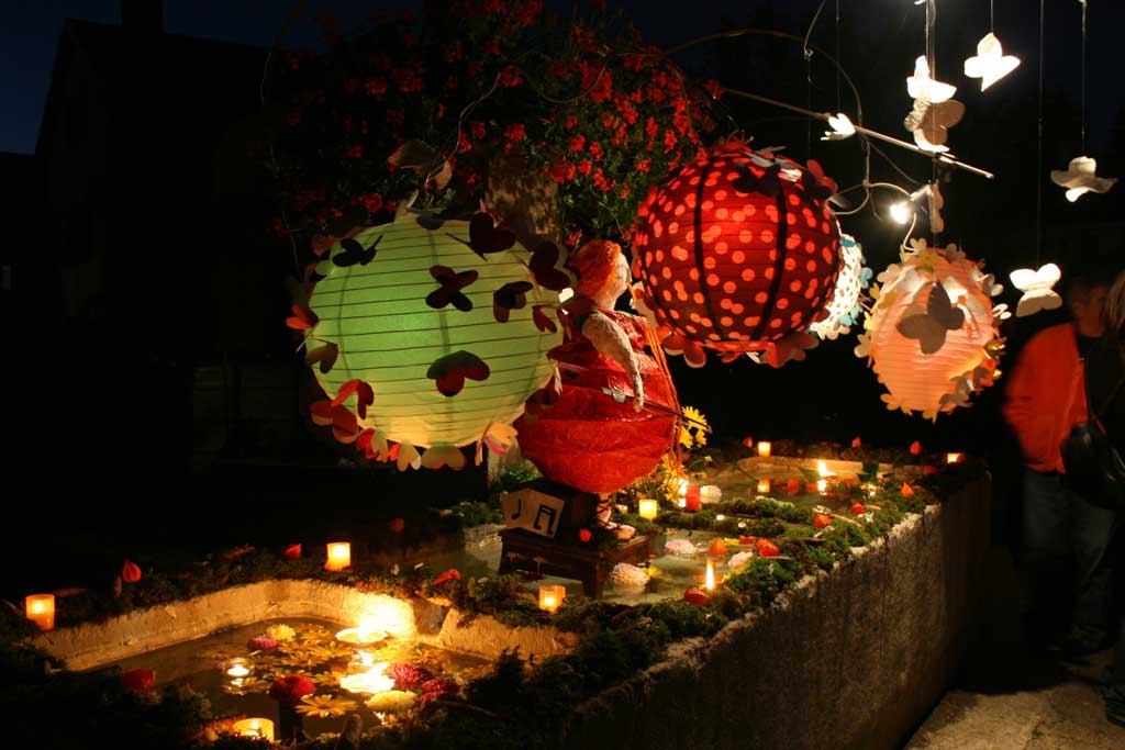 Fontaine illuminée © Fanny Richard, Neuchâtel, 2011