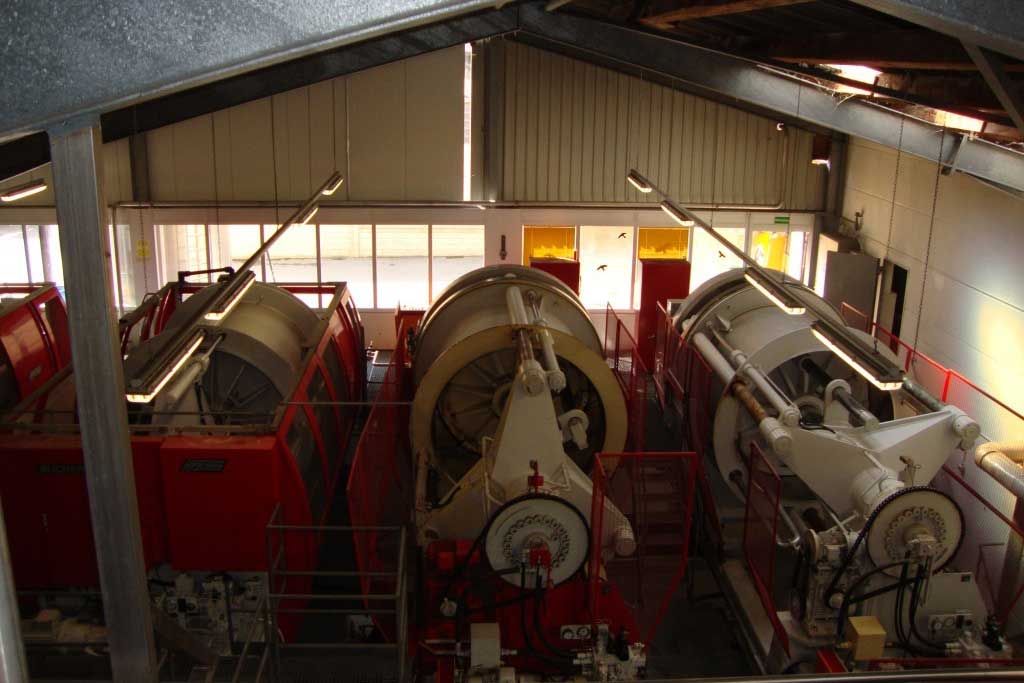 Les six pressoirs modernes de Mosterei Ramseier Aachtal AG © Ramseier Suisse AG, 2011