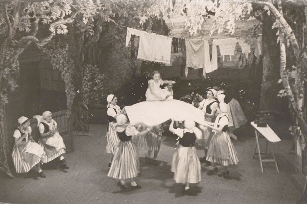 Une année après sa première opérette, la « Theaterbühne » de Beinwill montait la « Wäscherprinzesschen » (la princesse lavandière) en 1938 © Theatergesellschaft Beinwil am See, 1938