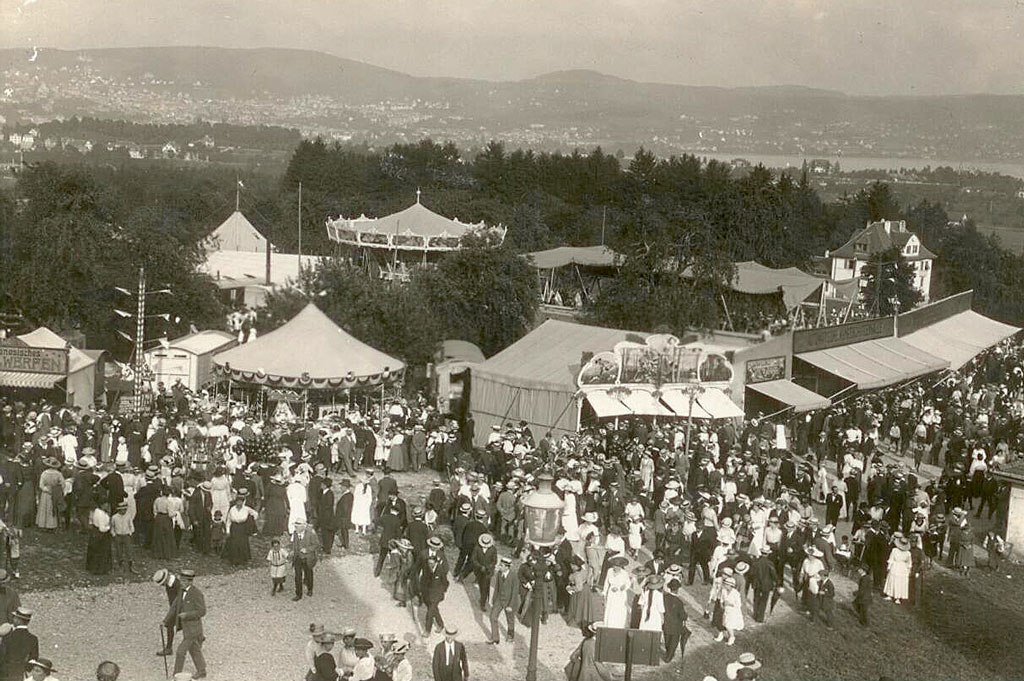 «Knabenschiessen» all‘«Albisgütli», agli inizi del Novecento © Schützengesellschaft der Stadt Zürich
