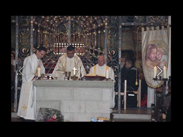 Vicario episcopale Ch. Sterkman, Fra Giuseppe Tomiri (missionario della Missione Cattolica di Lingua Italiana Brugg) e il diacono Th. Frey durante la Messa celebrata per San Giuseppe, 2015 © Antonio Lo Pumo