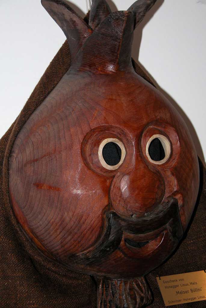«Dr Böllni», figura principale del Carnevale di Mels © Schnitzer: Linus Honegger, Mels